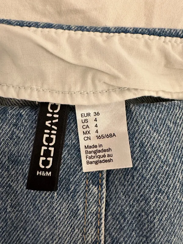 H&M Denim Mini Skirt - Image 3
