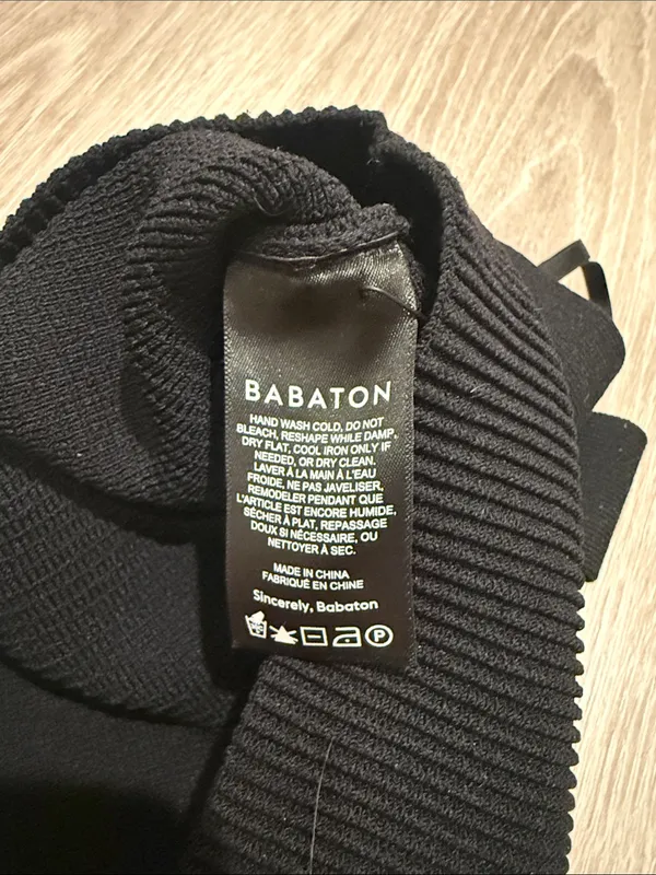 Aritzia Babaton sculpt knit cross tank top black size small - Image 5