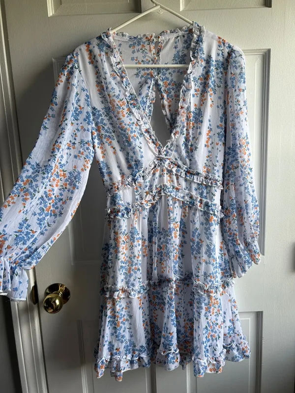 boutique backless floral mini dress - Image 2