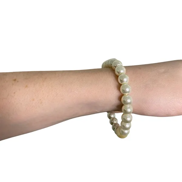 Vintage Faux Pearl Bracelet - Image 2