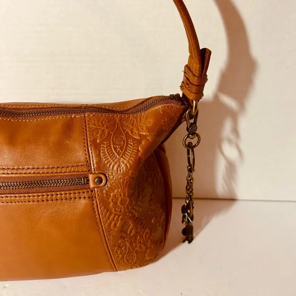 The Sak Sequoia Satchel Leather Embossed Purse Zip Closure +Charm 13” X 8” X 4” - Image 4