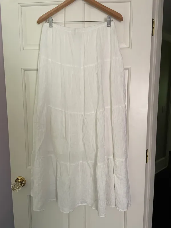 Universal Threads White Maxi Skirt Tiered - Image 2