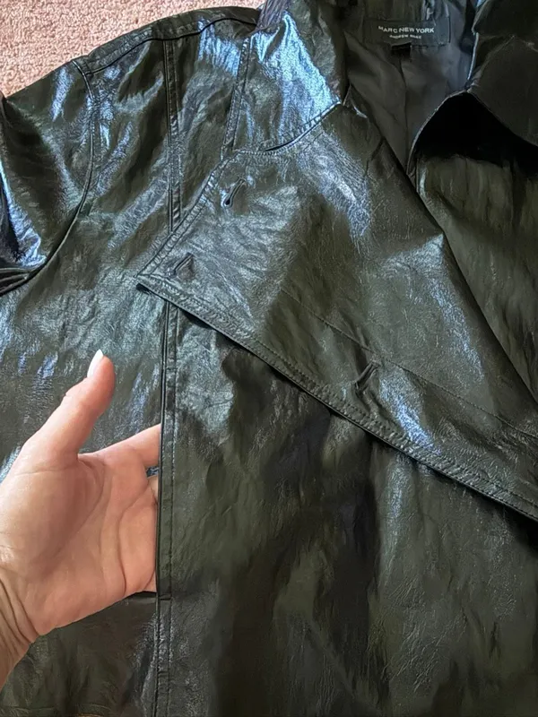 Marc New York Andrew Marc Black Coated Cropped Moto Jacket NWT Shiny M - Image 5