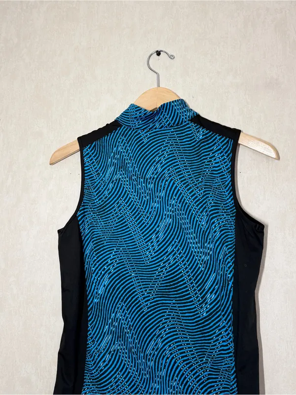 Tail Women’s Sleeveless Mock Neck 1/4 Zip Shirt Top Golf in Zig Zag Print Blue S - Image 5