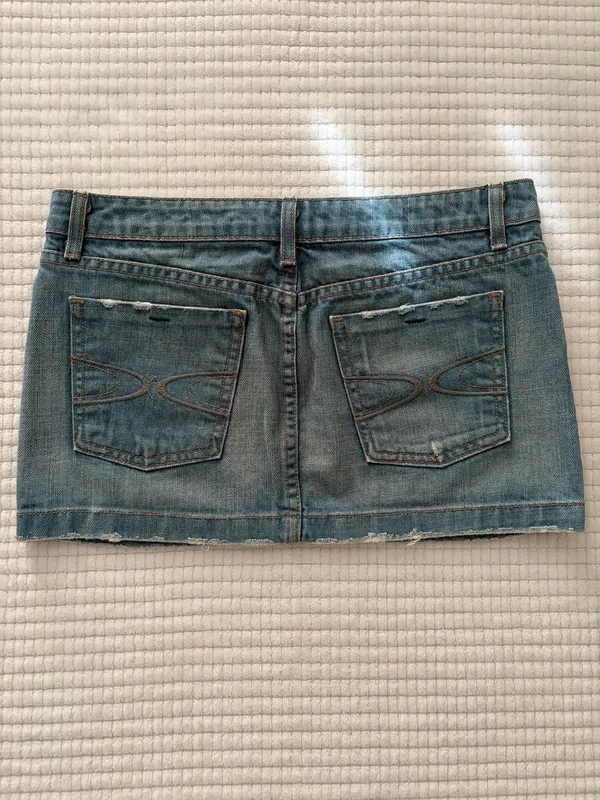 Vintage Y2K Lux Low Rise Blue Denim Mini Skirt Distressed Women Size 26 - Image 3