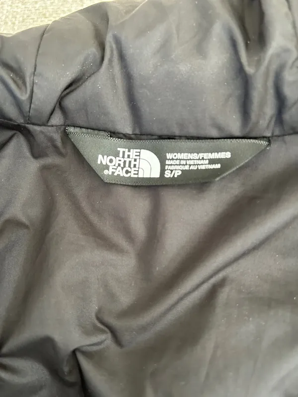 North Face Quilted Jacket - Image 4