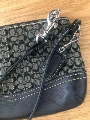 Coach Black Vintage C Wristlet - Image 3