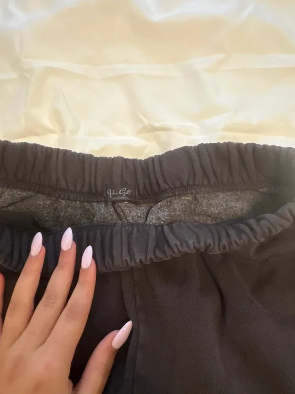 Brandy Melville Sweatpants - Image 3