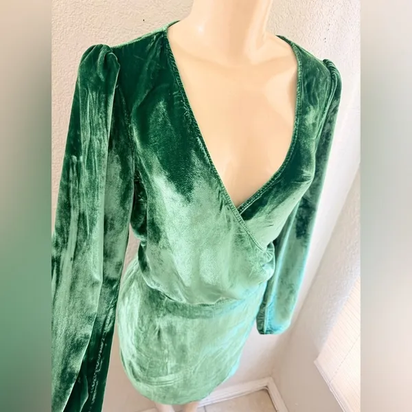 Reformation Bordeau Velvet Dress Emerald size med - Image 15