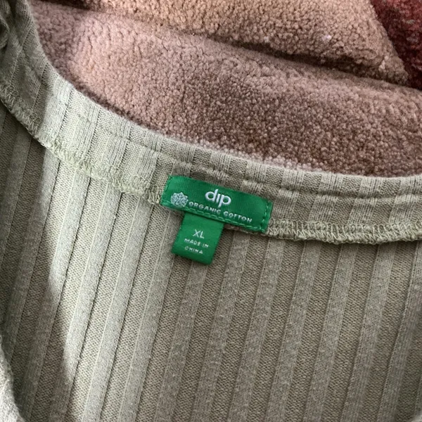 Dip‎ Organic Cotton Minimalist Ribbed Cardigan Layering Button Front Top XL - Image 3