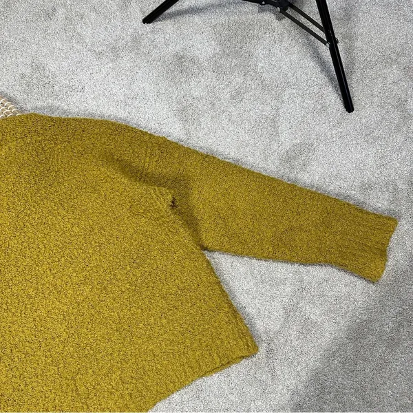 Free People Finders Keepers Sweater Boucle Knit V-Neck Slouchy Boho Moss Green M - Image 10