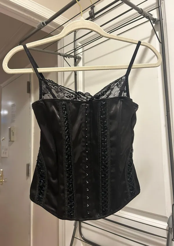 I am gia Corset - Image 4