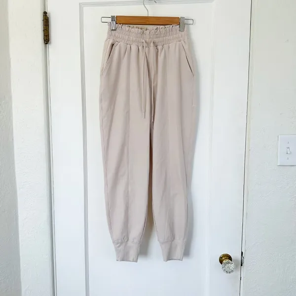 Abercrombie & Fitch | YPB‎ motionTEK Athletic Workout Jogger in Oat XSmall - Image 2