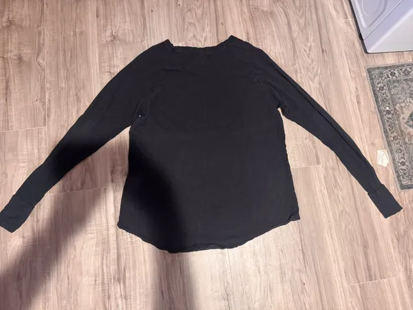 Free People Long Sleeve Top Black oversized - Image 2
