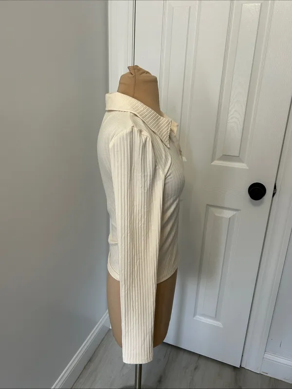 Noisy May Cream Ribbed Long Sleeve Polo Shirt - Image 3