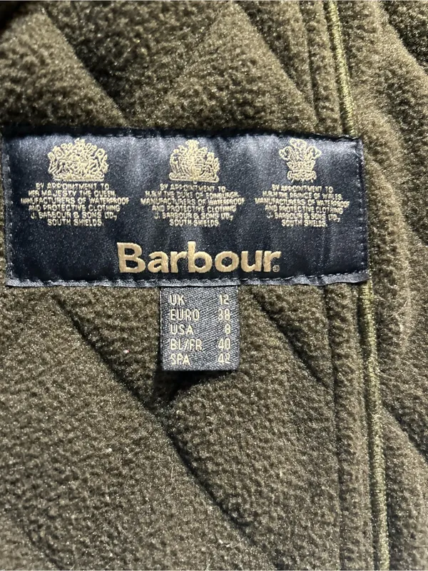 Barbour Millfire PolarQuilt Hooded Jacket in Olive Green size US 8 - Image 4