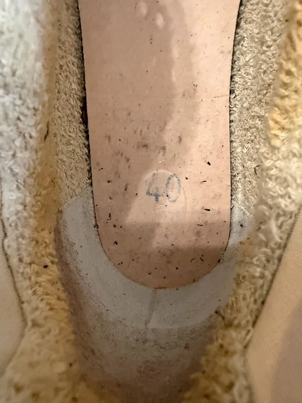 Golden Goose V-Star 1 - Image 11