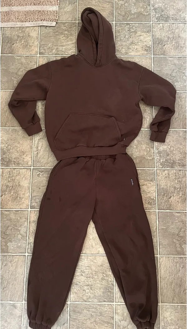 Comfrt Sweatset - Image 3