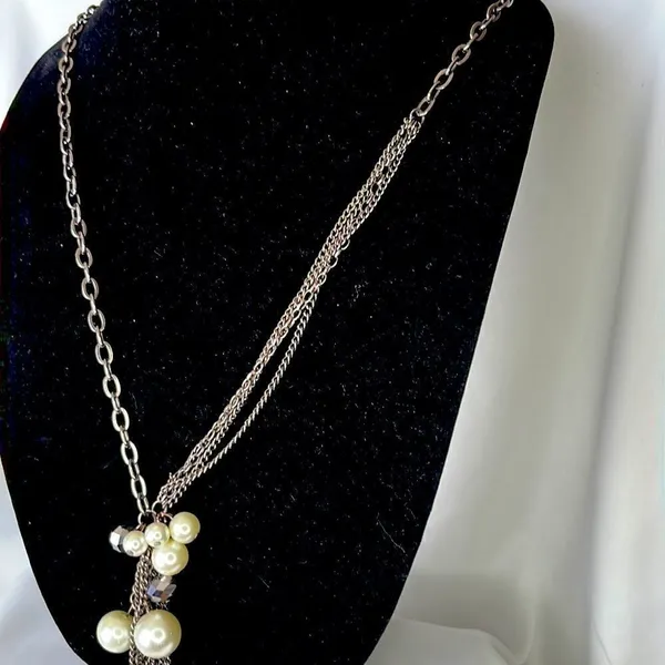 EXPRESS Multi-Textured Paperclip Chain Necklace with Faux Pearls and Disco Balls - Image 4