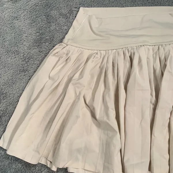 Aerie white/Cream Skort small - Image 2