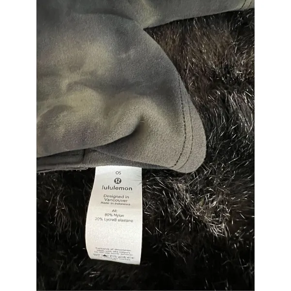 Lululemon Scarf Womens One Size Vinyasa Infinity Wrap Gray Camo Snap Athleisure‎ - Image 4