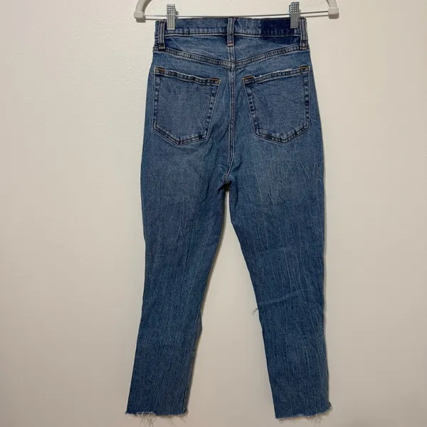 Abercrombie & Fitch The Ankle Straight Ultra High Rise Curve Love Size 26 / 2 - Image 5
