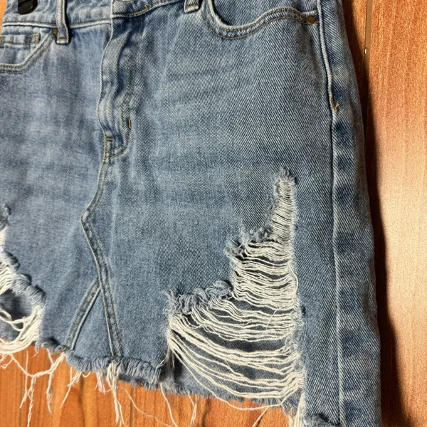 PacSun‎ Distressed Denim Skirt 25 - Image 2