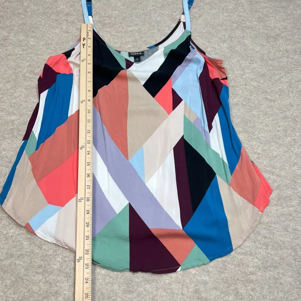 Torrid Geometric Colorblock Camisole Top Womens Sz 0 Multicolor V-Neck‎ Cami EUC - Image 5