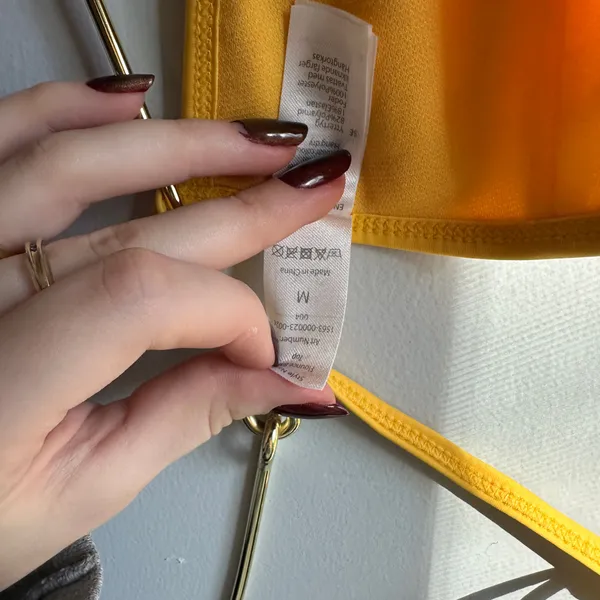 Yellow ruffle bikini top - Image 3