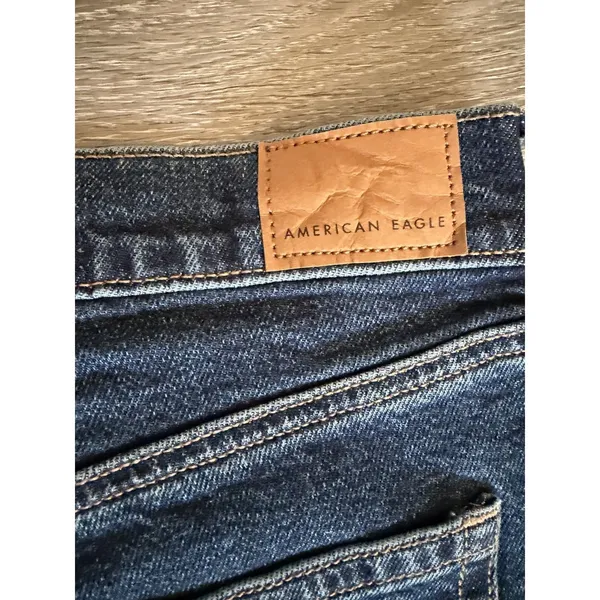 American Eagle Super High Rise Straight Jeans Women's Size 8 Short NWT Dark Wash - Image 3