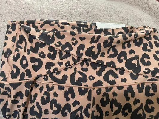 Aerie Cheetah Print Twist Leggings - Image 3