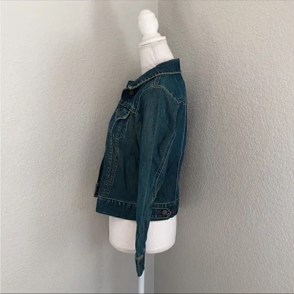 Gap Classic Denim Jean Jacket - Image 4