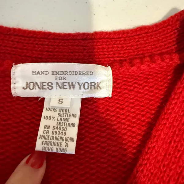 Shetland Wool Floral Embroidered Red Cardigan Sweater‎ S Grandmacore Retro VTG - Image 2