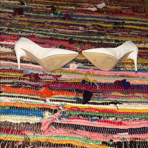 JustFab White Pointed Toe Heels (Y2K) - Image 5