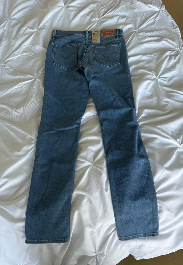 Levi’s 311 Shaping Skinny Jeans - Image 2