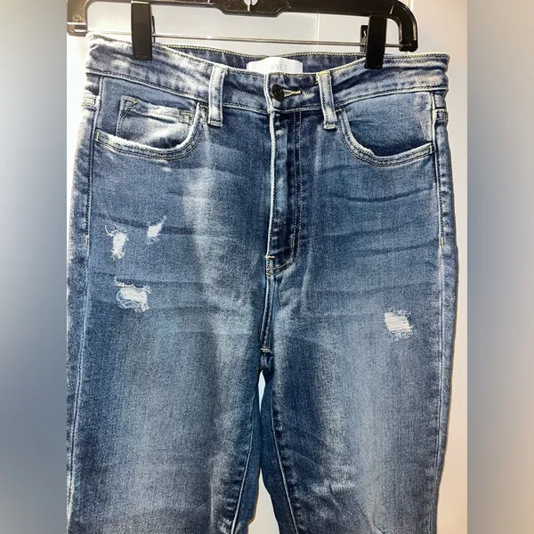 NWOT Vervet Distressed High Rise Slim Straight - Image 5