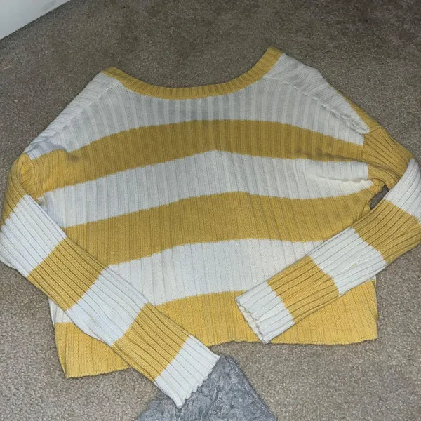 American Eagle Outfitters Cardigan - Image 2