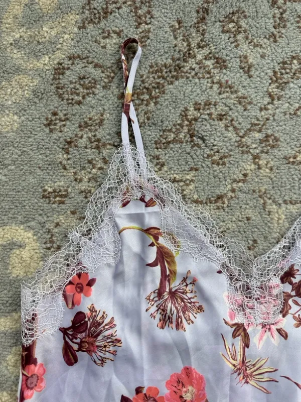 Victoria’s Secret Floral Satin & Lace Nightgown Slip Dress Purple Small - Image 3