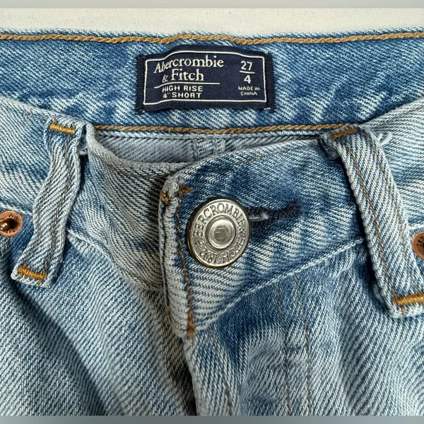 Abercrombie & Fitch Light Wash Distressed Denim Shorts - Image 4