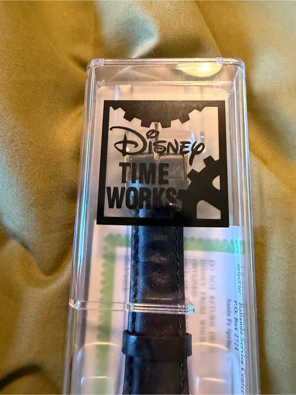 Disney Black and Gold pirates of the Caribbean Wristwatch in Display Case - Image 4