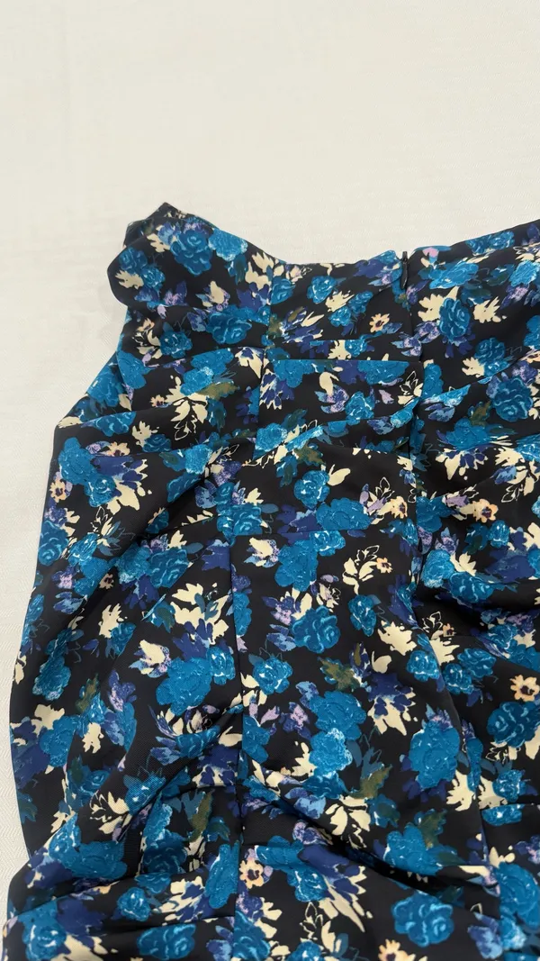 Zara floral skirt sz S - Image 4