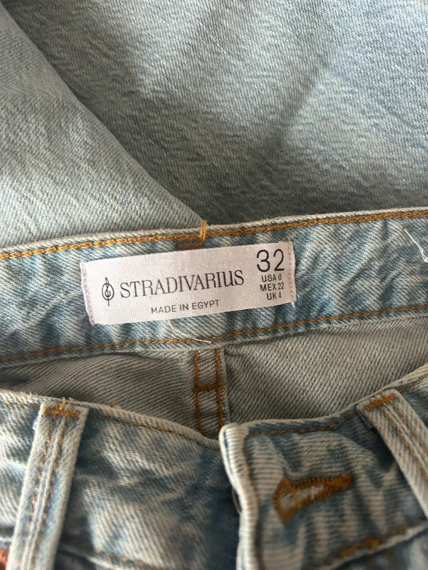 Stradivarius Jeans - Image 4