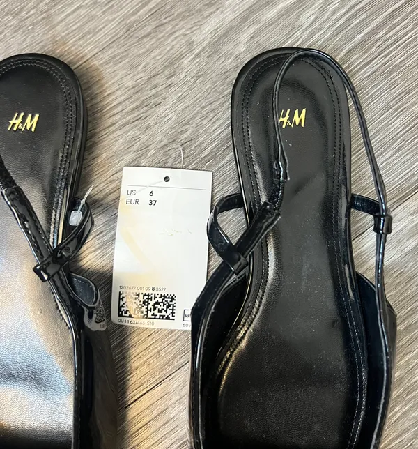 H&M Flat Pointed Toe Mules - Image 3