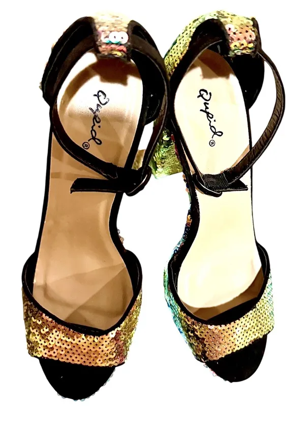 Qupid Esme-11 Sparkly Sequin Embellished Hidden Platform Heels - Image 5