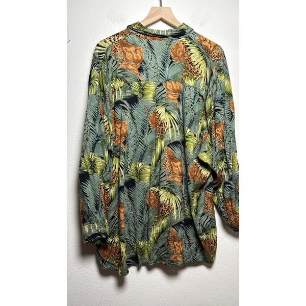 We Be Bop Women Rayon Button‎ Up Shirt 2X Green Leopard Jungle Tropical Print - Image 9