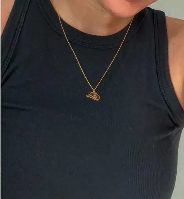 Boutique Gold Cowboy Hat Necklace – Western Country Charm Pendant - Image 3