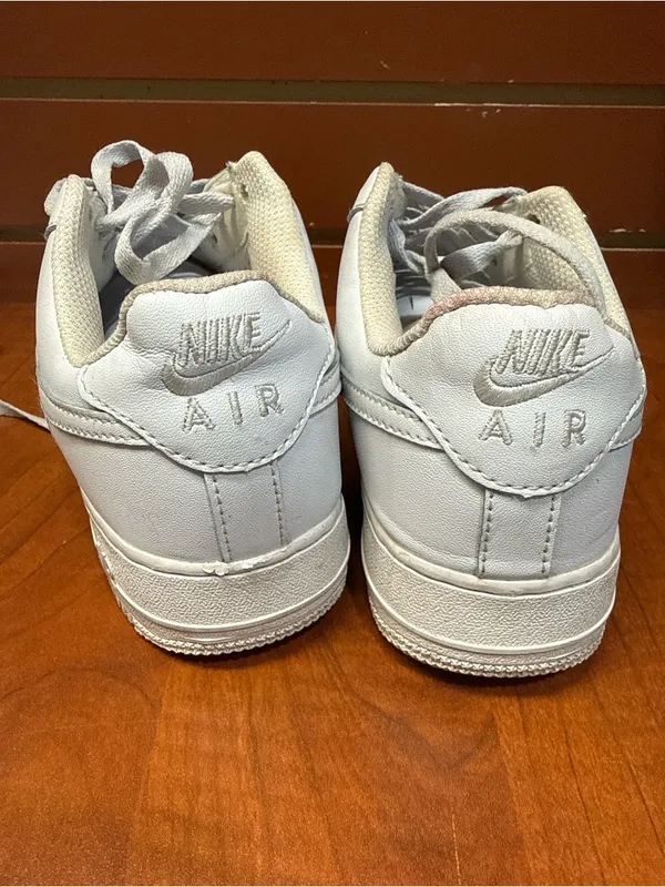 Nike Air Force 1 Low Triple White Sneakers Women’s Size 7 Classic Casual Shoes - Image 4