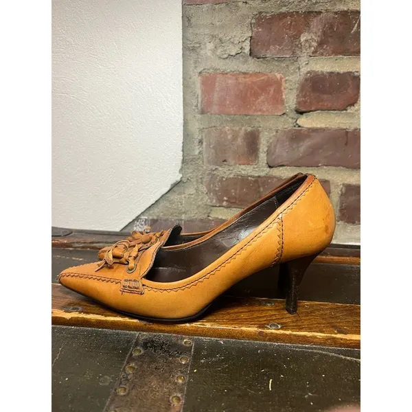 Vintage Circa Joan & David Mustard Pumps - Image 4