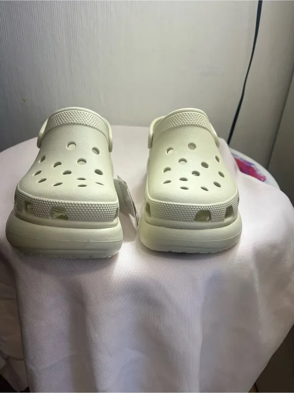 CROCS Classic Platform Clogs in Light Cream - Image 3