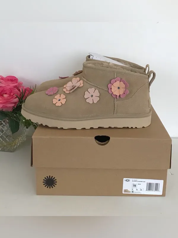 UGG Classic Ultra Mini Fleur - Image 4